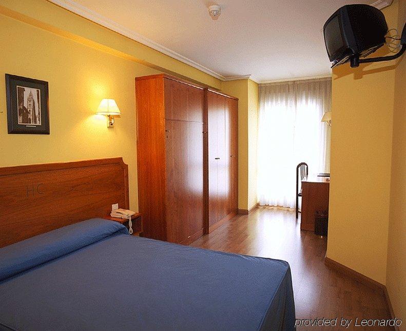 El Retiro De Cardea Hotel Oviedo Room photo